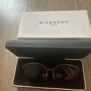 Givenchy sunglases
